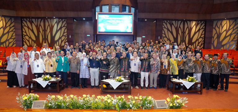 Sidang Majelis Senat Akademik PTN-BH “Peran PTN-BH dalam Optimalisasi Ekosistem Pendidikan, Riset dan Inovasi Menuju Ketahanan Nasional” pada 18 – 20 September 2025 di Universitas Indonesia, Depok